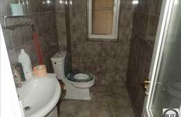 Apartament lux 3 camere, decomandat, imobil nou, balcon, parcare, zona Oncos!