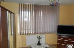 Apartament lux 3 camere, decomandat, imobil nou, balcon, parcare, zona Oncos!