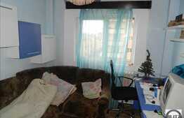 3 camere, 65 mp, 2 balcoane, decomandat, zona strazii Aurel Vlaicu
