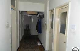 3 camere, 65 mp, 2 balcoane, decomandat, zona strazii Aurel Vlaicu