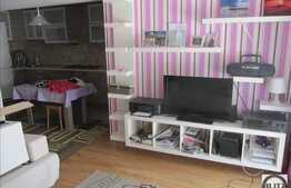 2 camere, 38 mp, terasa, zona stazii Edgar Quinet