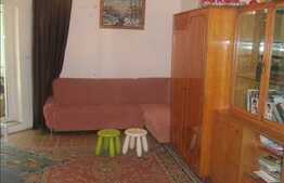 De vanzare apartament cu 2 camere, 51 mp, parcare, zona Calea Manastur