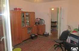 De vanzare apartament cu 2 camere, 51 mp, parcare, zona Calea Manastur