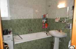 De vanzare apartament 5 camere, 143 mp, boxa subsol, zona Oncos