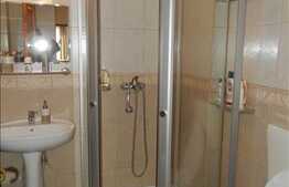 De vanzare apartament 5 camere, 143 mp, boxa subsol, zona Oncos