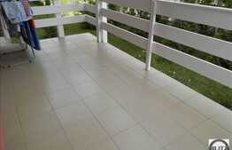 De vanzare apartament 5 camere, 143 mp, boxa subsol, zona Oncos