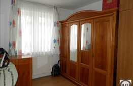 De vanzare apartament 5 camere, 143 mp, boxa subsol, zona Oncos