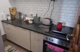 Casa 6 camere , se doreste si schimb cu apt+dif - Poiana Marului 