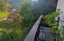 Casa 6 camere , se doreste si schimb cu apt+dif - Poiana Marului 