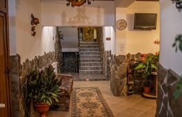 Investiție Sigură În Moieciu: Pensiune Modernă cu Sistem Hotelier Integrat