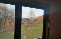 Casa de vacanță, pretabilă pentru pensiune în Moieciu