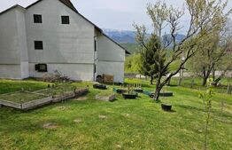 Casa de vacanță, pretabilă pentru pensiune în Moieciu