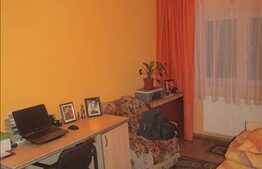 4 camere, 82 mp, decomandat, boxa subsol, zona Calea Floresti
