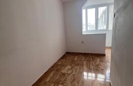 Apartament o camere, decomandat, Zona Calea Floresti