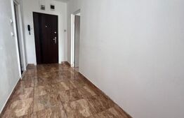 Apartament o camere, decomandat, Zona Calea Floresti