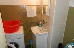 3 camere, decomandat, 74 mp, parcare, etaj intermediar,zona strazii Aurel Vlaicu