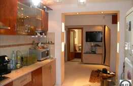 3 camere, 62 mp, mobilat, 2 locuri parcare, la cateva minute de sensul giratoriu