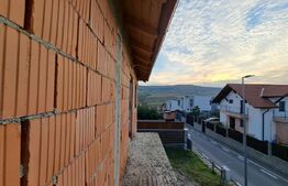 Duplex de 4 camere, 237 mp teren, in Chinteni