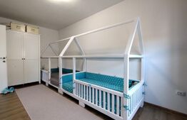 Apartament 3 camere + Parcare, Zona Vivo