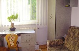 Apartament, 3 camere, decomandat, 70 mp, garaj, zona strazii Tasnad