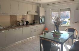 Apartament 2 camere, 70 mp, decomandat, zona strazii Plopilor