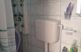 Casa zonaFlorilor,3camere,2bai,2bucatarii,pivnita,garaj,parcare,panouri electric