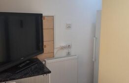 Casa zonaFlorilor,3camere,2bai,2bucatarii,pivnita,garaj,parcare,panouri electric