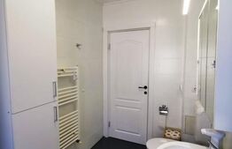 Apartament 3 camere, 53mp, intermediar, parcare, zona Terra