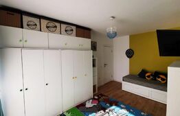 Apartament 3 camere, 53mp, intermediar, parcare, zona Terra