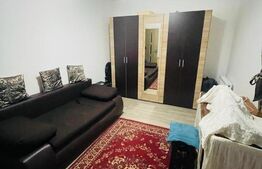 Apartament 2 camere, decomandat, etaj intermediar, parcare, zona Porii