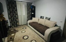Apartament 2 camere, decomandat, etaj intermediar, parcare, zona Porii