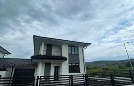 Casa de vanzare la rosu, 120 m2 utili plus teren 400 m2 , Chinteni!