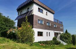 Casa unica 300 mp utili, teren 2325 mp, zona sat Gheorghieni intimitate totala