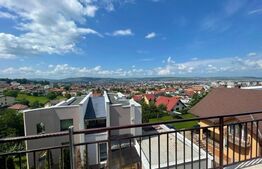 Penthouse 140 mp, terasa, 2 garaje, zona strazii Trifoiului
