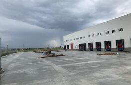 Hala moderna, aproape de aeroport, 2200 mp 