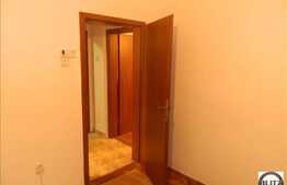 2 camere de vanzare, 50 mp cu garaj, zona Donath