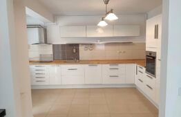 Apartament 3 camere, 94, mp, zona Home Garden