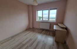 Apartament 3 camere, 49mp, zona Edgar Quinet