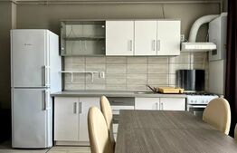 Apartament 2 camere 56mp, etaj intermeidar, parcare, zona Cetatii 