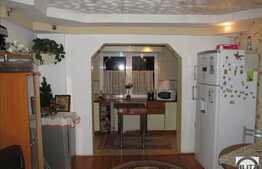 3 camere, 73.5 mp, decomandat, parcare, boxa la subsol, zona strazii Tulcea!