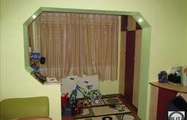 3 camere, 73.5 mp, decomandat, parcare, boxa la subsol, zona strazii Tulcea!