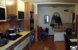 Vanzare apartament 2 camere, 50 mp, loc de parcare, zona strazii Dambovitei