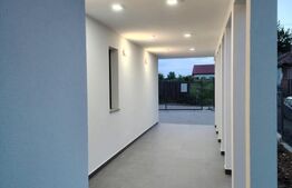 Casa Deosebita, 4 camere, semifinisat, Coruşu !