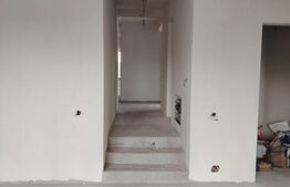 Casa Deosebita, 4 camere, semifinisat, Coruşu !