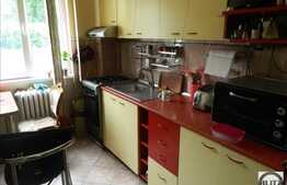 De vanzare apartament cu 3 camere, 62 mp, parcare, 2 boxe subsol!