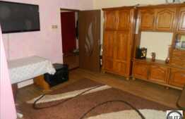 De vanzare apartament cu 3 camere, 62 mp, parcare, 2 boxe subsol!