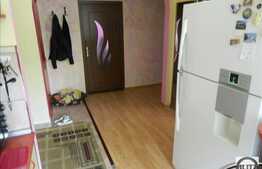 De vanzare apartament cu 3 camere, 62 mp, parcare, 2 boxe subsol!