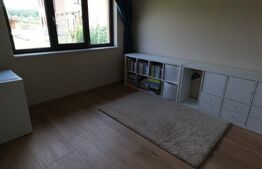 Casă individuală de 95mp pe un singur nivel cu 500mp teren și panouri în Jucu