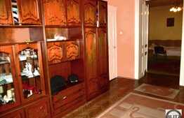 2 camere, 71 mp, decomandat, boxa subsol, zona strazii Horea