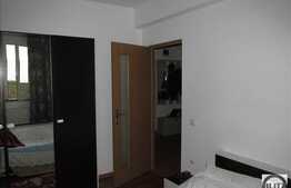 De vanzare 2 camere, 51 mp, balcon, decomandat, zona Florilor! Cu parcare!